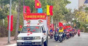 Sáng nay, gần 79 triệu cử tri cả nước đi bầu cử đại biểu Quốc hội và HĐND nhiệm kỳ mới