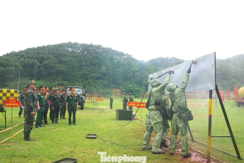 Sát hạch năng lực ứng phó sự cố, thảm họa của các đơn vị Quân đội Sát hạch năng lực ứng phó sự cố, thảm họa của các đơn vị Quân đội