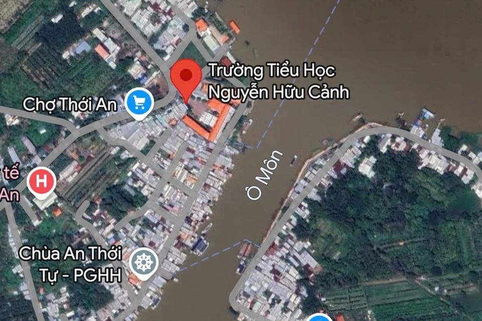 Sạt lở bờ sông nguy cơ đe dọa bến đò, trường học ở Cần Thơ Sạt lở bờ sông nguy cơ đe dọa bến đò, trường học ở Cần Thơ