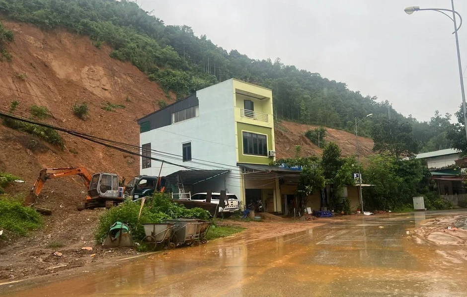 Sạt lở Thái Nguyên do mưa lớn: Cảnh báo tình hình và biện pháp ứng phó Sạt lở Thái Nguyên do mưa lớn: Cảnh báo tình hình và biện pháp ứng phó