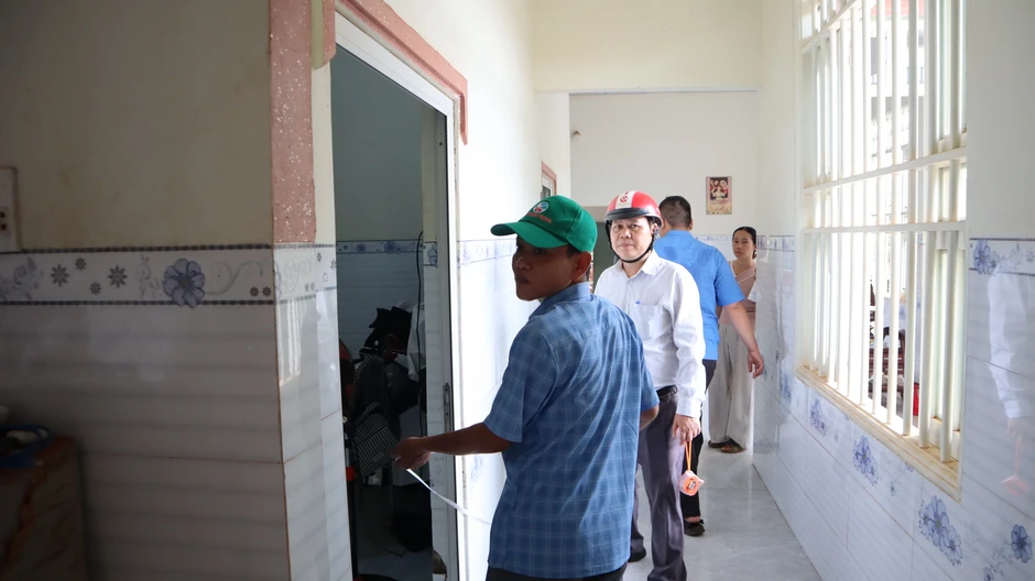 Sau nhận tiền hỗ trợ để đến nơi ở tạm, 8 hộ dân mong muốn gì? Sau nhận tiền hỗ trợ để đến nơi ở tạm, 8 hộ dân mong muốn gì?