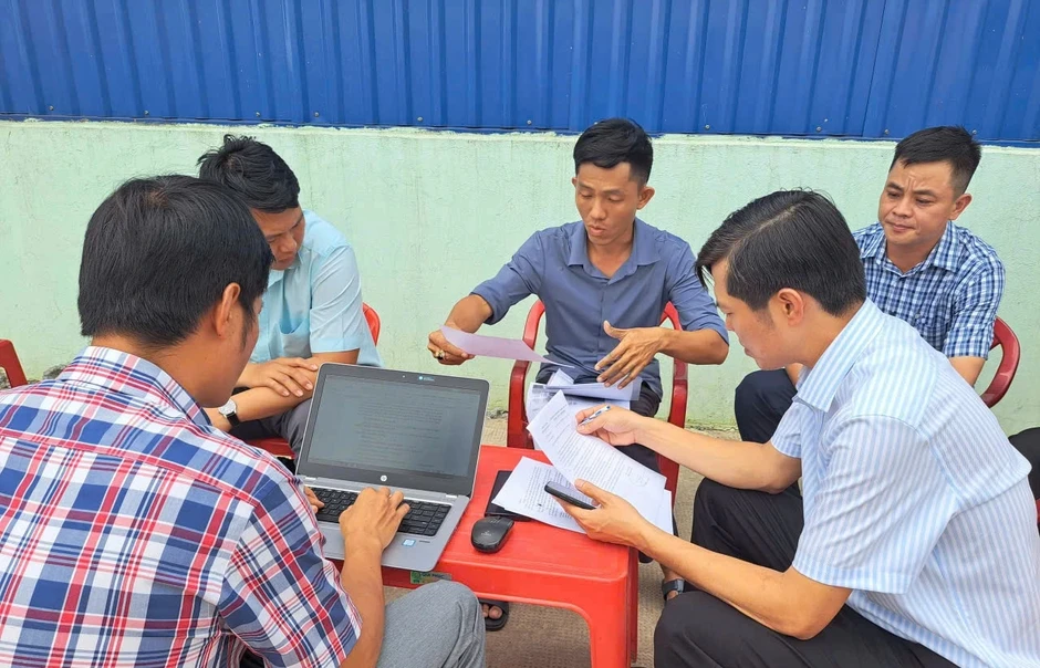 Sau phản ánh của Báo Thanh Niên, công ty gây 'ngộp thở' cam kết di dời Sau phản ánh của Báo Thanh Niên, công ty gây 'ngộp thở' cam kết di dời
