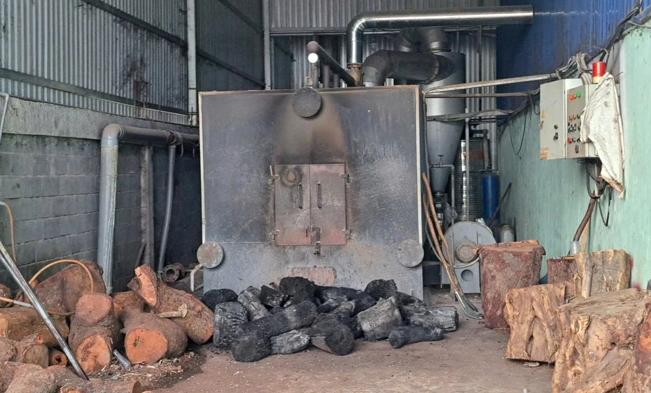 Sau phản ánh của Báo Thanh Niên, công ty gây 'ngộp thở' cam kết di dời Sau phản ánh của Báo Thanh Niên, công ty gây 'ngộp thở' cam kết di dời
