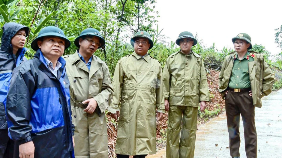 Sau vụ sạt lở đất khiến 3 người tử vong, Phú Thọ yêu cầu khẩn cấp di dời dân Sau vụ sạt lở đất khiến 3 người tử vong, Phú Thọ yêu cầu khẩn cấp di dời dân