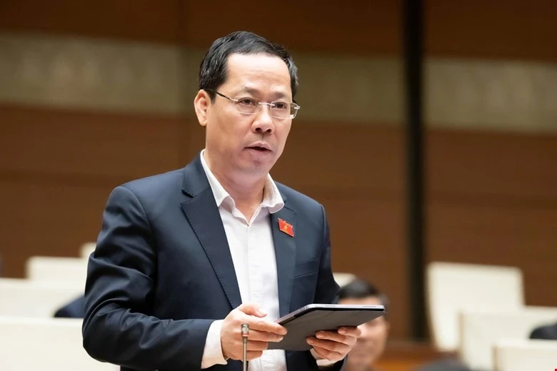 Sĩ quan công an, quân đội, công chức có thể làm luật sư công Sĩ quan công an, quân đội, công chức có thể làm luật sư công