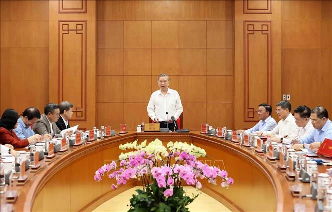 Siết chặt quyền lực, chặn tham nhũng từ gốc Siết chặt quyền lực, chặn tham nhũng từ gốc