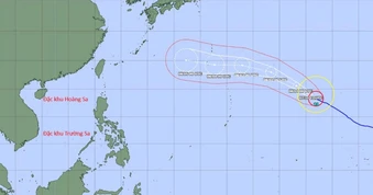 Siêu bão Dolphin mạnh trên cấp 17, duy trì sức gió hơn 200km/h