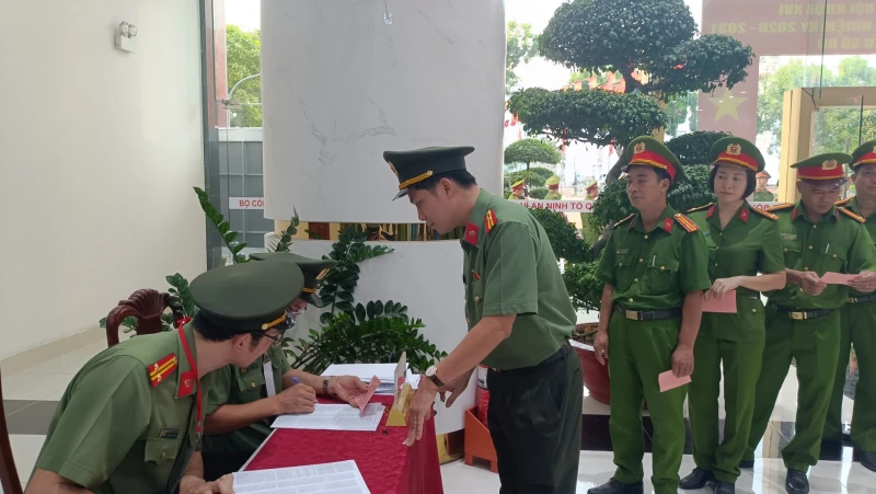 Số đại biểu do Trung ương giới thiệu về địa phương ứng cử đạt tỷ lệ trúng cử cao nhất từ trước đến nay Số đại biểu do Trung ương giới thiệu về địa phương ứng cử đạt tỷ lệ trúng cử cao nhất từ trước đến nay