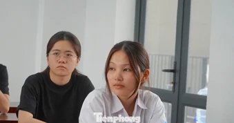 Sở GD&ĐT Hà Tĩnh công bố kết quả thi Toán: 15 / 22 Thí sinh đạt điểm 10