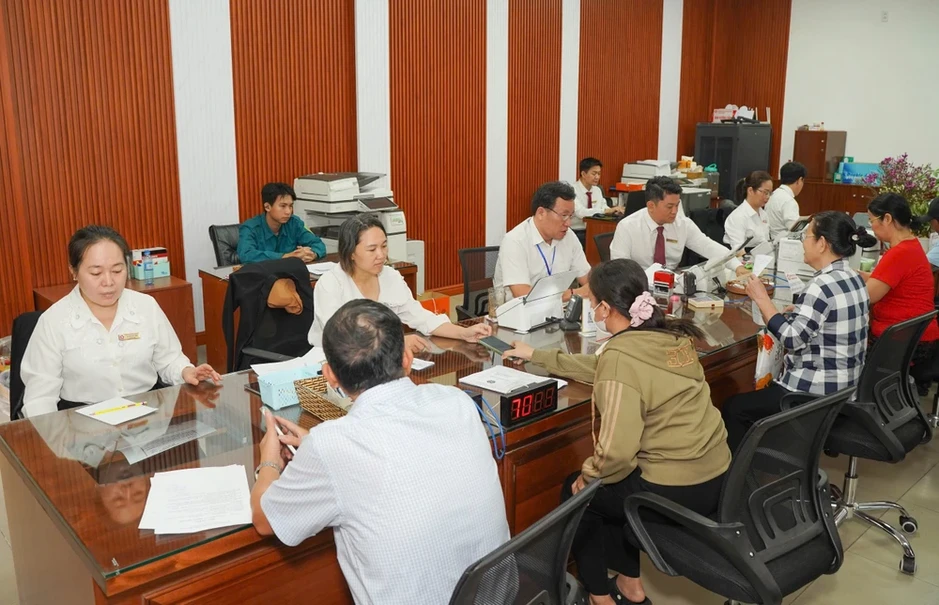 Sơ kết một năm sắp xếp đơn vị hành chính: Đánh giá kỹ việc bố trí cán bộ Sơ kết một năm sắp xếp đơn vị hành chính: Đánh giá kỹ việc bố trí cán bộ