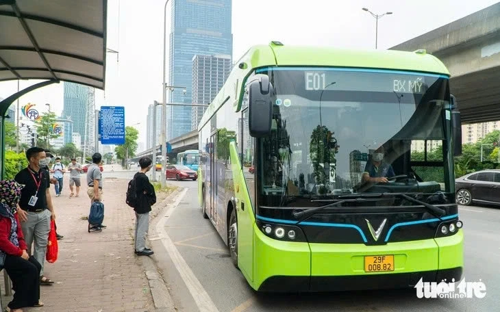 Sở Xây dựng Hà Nội bác tin miễn phí vé xe buýt cho toàn bộ người dân Sở Xây dựng Hà Nội bác tin miễn phí vé xe buýt cho toàn bộ người dân