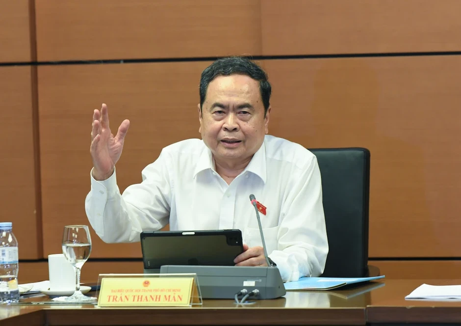 Sửa Luật Thủ đô: Phân quyền theo nguyên tắc 'Hà Nội quyết, Hà Nội làm...' Sửa Luật Thủ đô: Phân quyền theo nguyên tắc 'Hà Nội quyết, Hà Nội làm...'