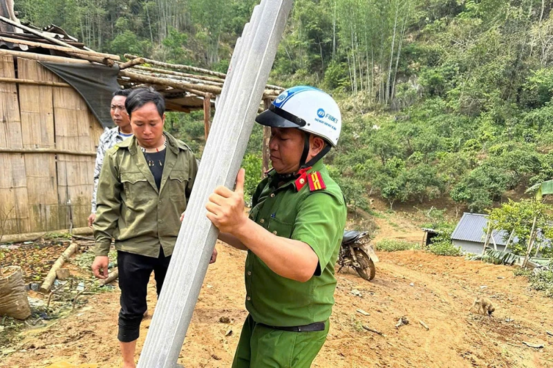 Sưởi ấm lòng dân nơi bản cao Sưởi ấm lòng dân nơi bản cao