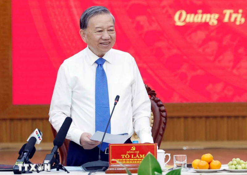 Tái định vị không gian phát triển Quảng Trị với chiến lược “vươn Đông tỏa Tây” Tái định vị không gian phát triển Quảng Trị với chiến lược “vươn Đông tỏa Tây”