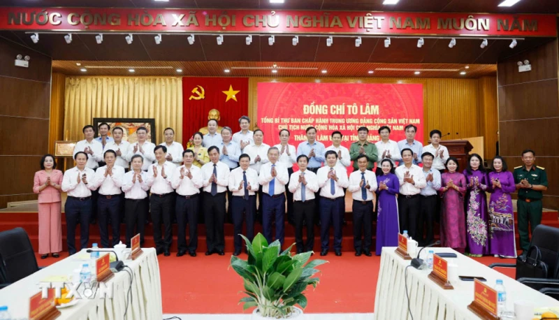 Tái định vị không gian phát triển Quảng Trị với chiến lược “vươn Đông tỏa Tây” Tái định vị không gian phát triển Quảng Trị với chiến lược “vươn Đông tỏa Tây”