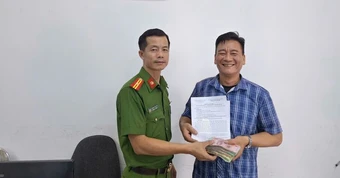 Tài khoản Techcombank nhận 137 triệu đồng, thanh niên 2004 chuyển hết cho bố đẻ, nhờ rút tiền mặt rồi báo công an