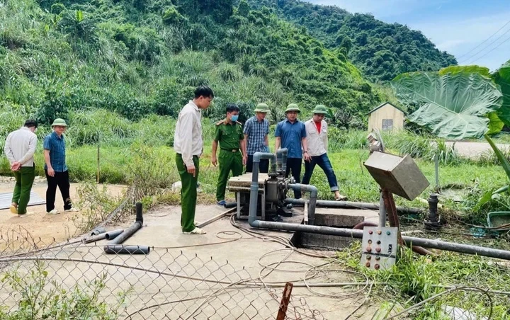 Tai nạn ở trại nuôi lợn làm 5 người chết: Phó Chủ tịch Thanh Hóa chỉ đạo 'nóng' Tai nạn ở trại nuôi lợn làm 5 người chết: Phó Chủ tịch Thanh Hóa chỉ đạo 'nóng'