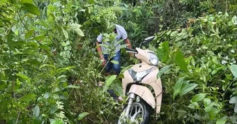 Tai nạn xe máy nghiêm trọng ở Hà Tĩnh khiến mẹ tử vong , con gái bị thương nặng