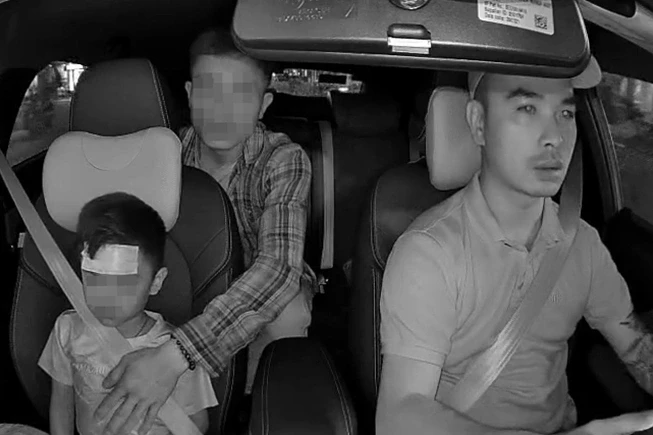 Tài xế bất ngờ vì lời xin lỗi sau chuyến xe cấp cứu nhận được sự đồng cảm Tài xế bất ngờ vì lời xin lỗi sau chuyến xe cấp cứu nhận được sự đồng cảm