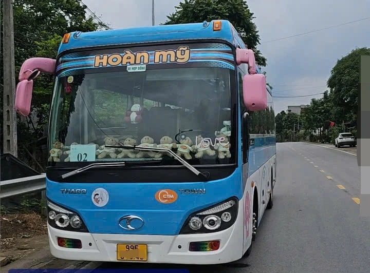Tài xế ô tô chở đoàn thiện nguyện bị xử phạt nặng vì không có bằng lái Tài xế ô tô chở đoàn thiện nguyện bị xử phạt nặng vì không có bằng lái