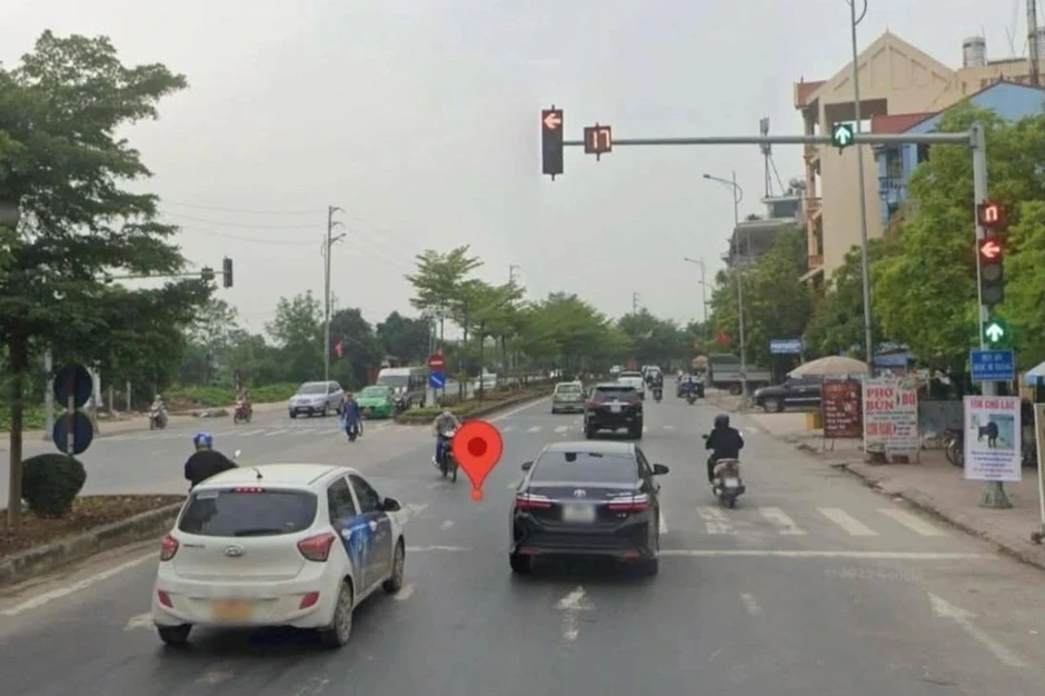 Tài xế quay đầu xe khi đèn rẽ trái báo đỏ có bị xử phạt không? Tài xế quay đầu xe khi đèn rẽ trái báo đỏ có bị xử phạt không?