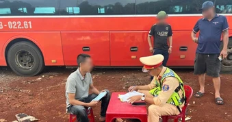 Tài xế vi phạm nồng độ cồn khi đang chở 38 hành khách