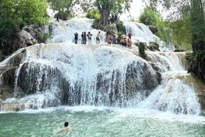 Tạm dừng hoạt hoạt động du lịch thác Trăng nổi tiếng ở Phú Thọ
