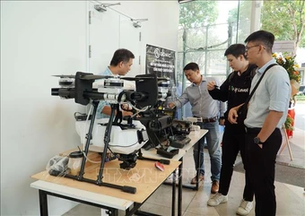 Tận dụng thời cơ, vượt qua thách thức tiếp tục phát triển nhanh và bền vững đất nước