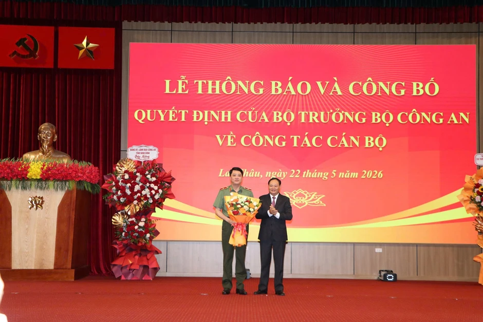 Tân Giám đốc Công an tỉnh Lai Châu: Đại tá Bùi Quyết Toán nhận nhiệm vụ mới Tân Giám đốc Công an tỉnh Lai Châu: Đại tá Bùi Quyết Toán nhận nhiệm vụ mới