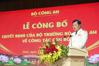 Tân Giám đốc Công an TP Huế công bố đường dây nóng nhận phản ánh của người dân