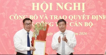 Tân Giám đốc Sở Nội vụ Hà Nội Nguyễn Quang Hiếu nhận nhiệm vụ