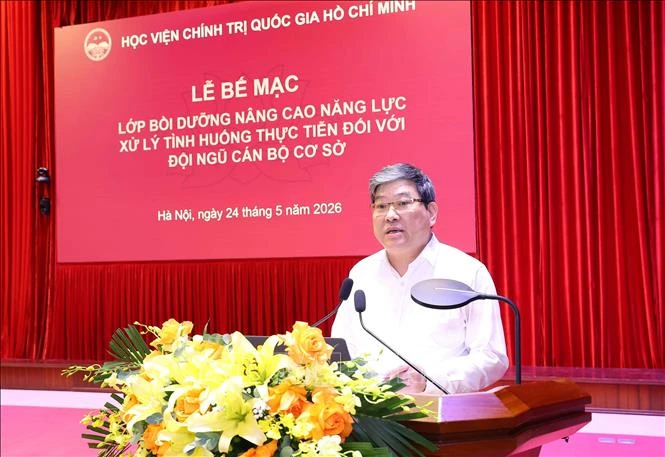 Tăng cường đào tạo chuyên sâu về quản trị thực tiễn cho lãnh đạo ở cơ sở Tăng cường đào tạo chuyên sâu về quản trị thực tiễn cho lãnh đạo ở cơ sở