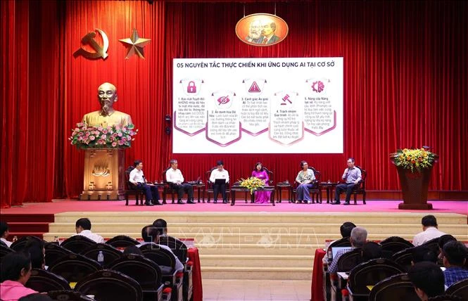 Tăng cường đào tạo chuyên sâu về quản trị thực tiễn cho lãnh đạo ở cơ sở Tăng cường đào tạo chuyên sâu về quản trị thực tiễn cho lãnh đạo ở cơ sở