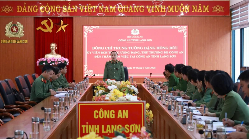 Tăng cường đầu tư, trang bị, nâng cao tiềm lực cho Công an tỉnh Lạng Sơn Tăng cường đầu tư, trang bị, nâng cao tiềm lực cho Công an tỉnh Lạng Sơn