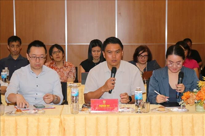 Tăng cường hợp tác Công đoàn Việt Nam - Singapore nhằm nâng cao chất lượng nguồn nhân lực Tăng cường hợp tác Công đoàn Việt Nam - Singapore nhằm nâng cao chất lượng nguồn nhân lực