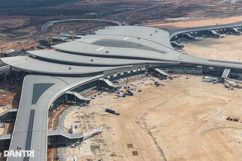 Tăng cường làm đêm, tuyển thêm nhân lực để kịp tiến độ sân bay Long Thành Tăng cường làm đêm, tuyển thêm nhân lực để kịp tiến độ sân bay Long Thành