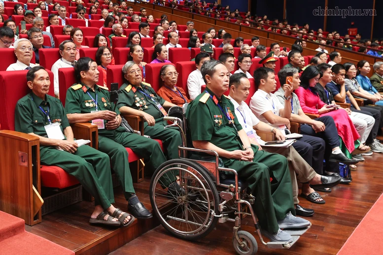 Tăng mức chuẩn trợ cấp ưu đãi người có công lên hơn 3 triệu đồng Tăng mức chuẩn trợ cấp ưu đãi người có công lên hơn 3 triệu đồng