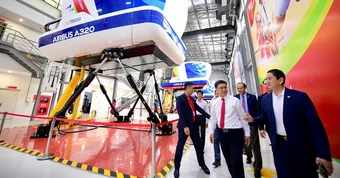 Tăng trưởng hai con số và tinh thần phục vụ