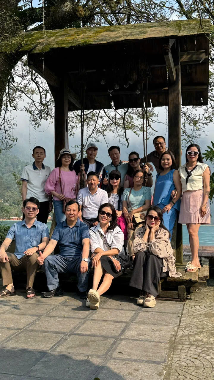 Tạp chí Thanh niên 64 năm xây dựng, phát triển, đồng hành cùng thanh thiếu niên Việt Nam (15/10/1962- 15/10/2026) Tạp chí Thanh niên 64 năm xây dựng, phát triển, đồng hành cùng thanh thiếu niên Việt Nam (15/10/1962- 15/10/2026)