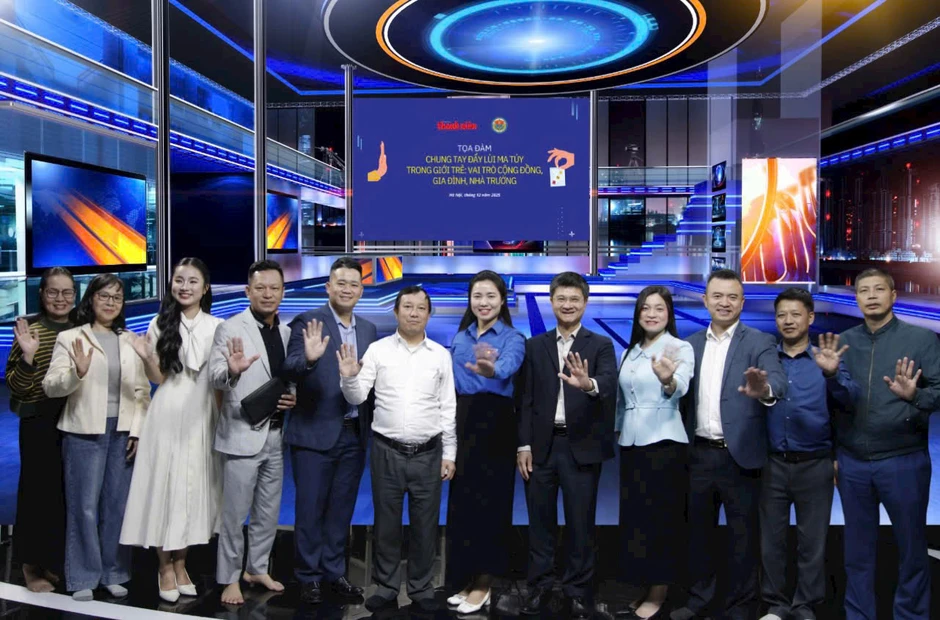 Tạp chí Thanh niên 64 năm xây dựng, phát triển, đồng hành cùng thanh thiếu niên Việt Nam (15/10/1962- 15/10/2026) Tạp chí Thanh niên 64 năm xây dựng, phát triển, đồng hành cùng thanh thiếu niên Việt Nam (15/10/1962- 15/10/2026)