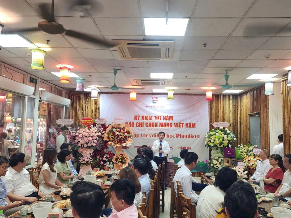 Tạp chí Thanh niên 64 năm xây dựng, phát triển, đồng hành cùng thanh thiếu niên Việt Nam (15/10/1962- 15/10/2026) Tạp chí Thanh niên 64 năm xây dựng, phát triển, đồng hành cùng thanh thiếu niên Việt Nam (15/10/1962- 15/10/2026)