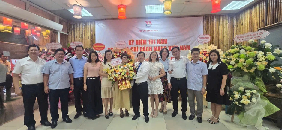 Tạp chí Thanh niên 64 năm xây dựng, phát triển, đồng hành cùng thanh thiếu niên Việt Nam (15/10/1962- 15/10/2026) Tạp chí Thanh niên 64 năm xây dựng, phát triển, đồng hành cùng thanh thiếu niên Việt Nam (15/10/1962- 15/10/2026)