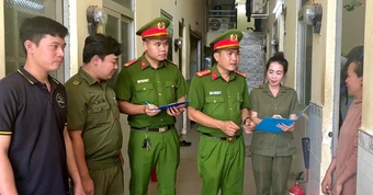 Tất cả người dân chú ý quy định kiểm tra cư trú đột xuất của công an đã chính thức áp dụng