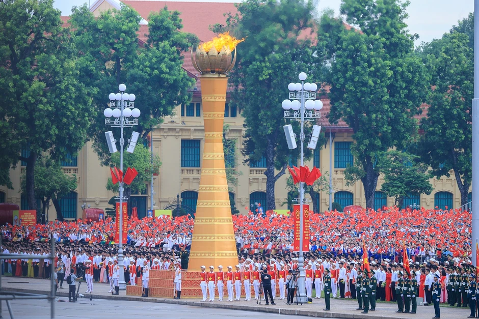 Tất cả người dân Việt Nam sắp đón tin vui rất lớn vào tháng 11 này Tất cả người dân Việt Nam sắp đón tin vui rất lớn vào tháng 11 này