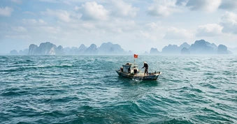 Tàu cá cùng 2 ngư dân bỗng dưng mất tích trên biển Sơn Trà