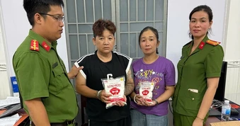 Tây Ninh: Triệt phá điểm sản xuất phụ gia thực phẩm giả, thu giữ hơn 3 tấn hàng