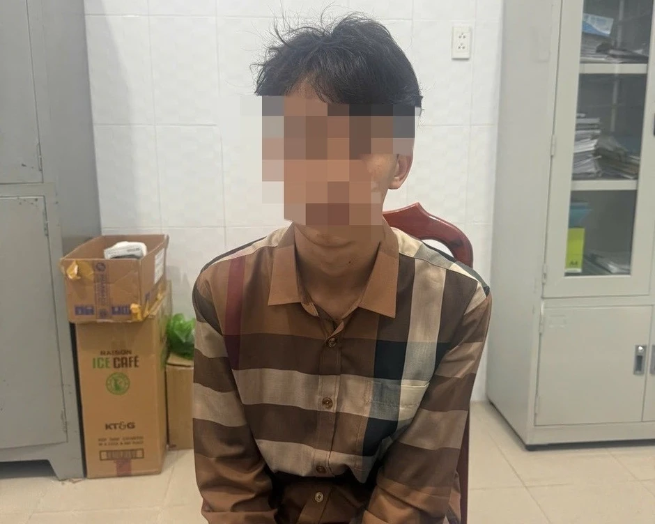 Tây Ninh: Truy tìm nhóm thanh niên hành hung người đi đường vì tiếng nẹt pô Tây Ninh: Truy tìm nhóm thanh niên hành hung người đi đường vì tiếng nẹt pô