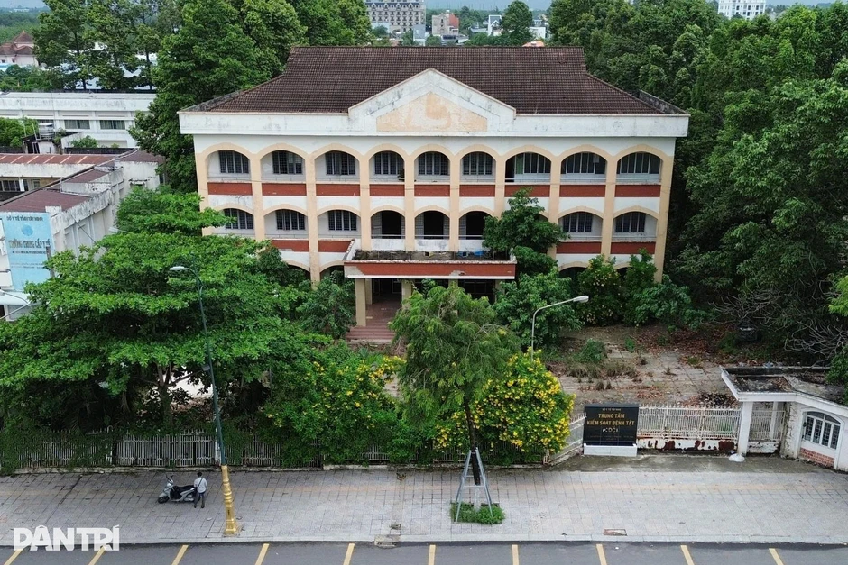 Tây Ninh ưu tiên phân bổ nhà dôi dư cho ngành y tế, giáo dục và văn hóa Tây Ninh ưu tiên phân bổ nhà dôi dư cho ngành y tế, giáo dục và văn hóa