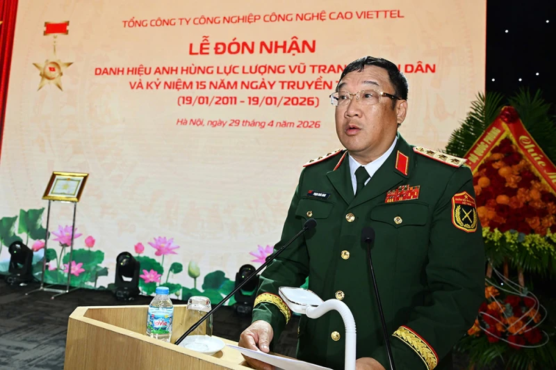 TCT Công nghiệp Công nghệ cao Viettel đón nhận danh hiệu Anh hùng Lực lượng vũ trang nhân dân TCT Công nghiệp Công nghệ cao Viettel đón nhận danh hiệu Anh hùng Lực lượng vũ trang nhân dân