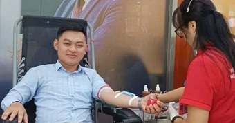 Thạc sĩ trẻ ở Cà Mau bỏ việc ngân hàng để nhập ngũ